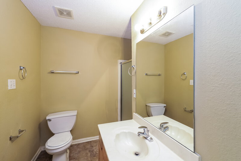 2,390/Mo, 4841 Quarry Rd Memphis, TN 38125 Bathroom View