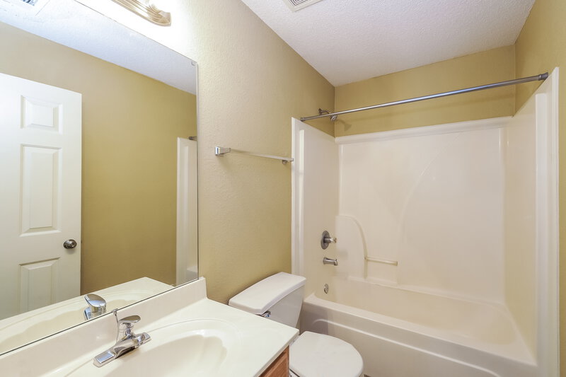 2,390/Mo, 4841 Quarry Rd Memphis, TN 38125 Bathroom View 2