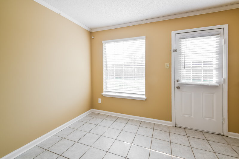 1,710/Mo, 2570 Appling Glen Dr Memphis, TN 38133 Dining Room View