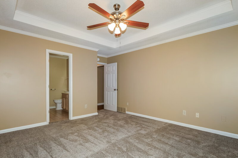 2,040/Mo, 8652 N Sunnyvale St Cordova, TN 38018 Main Bedroom View