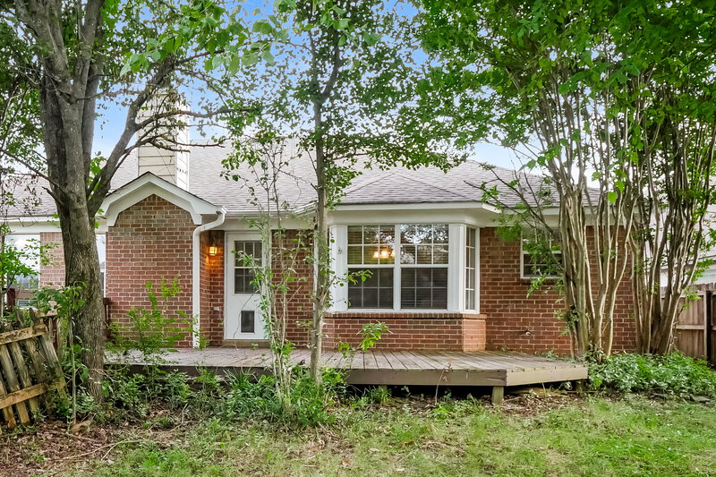 2,040/Mo, 8652 N Sunnyvale St Cordova, TN 38018 Rear View