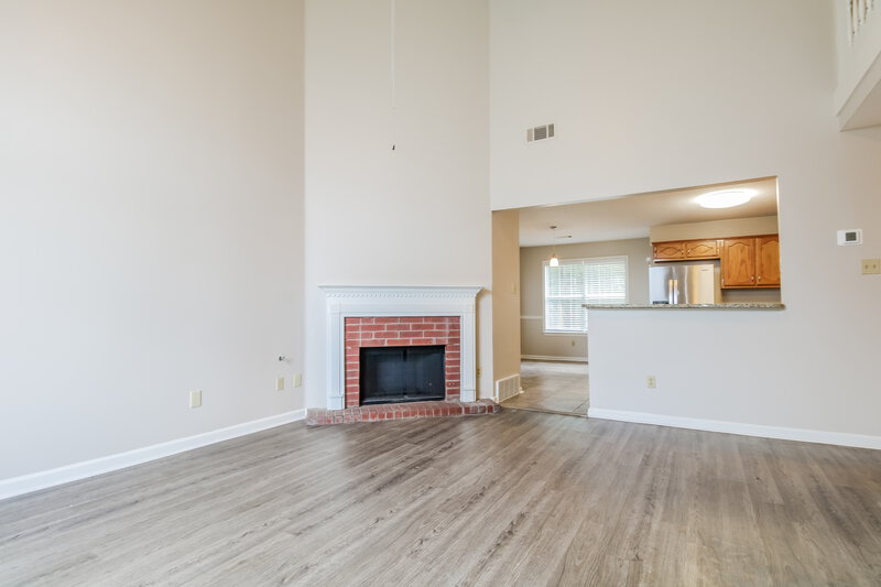 1,895/Mo, 2362 Oak Springs Dr Cordova, TN 38016 Living Room View