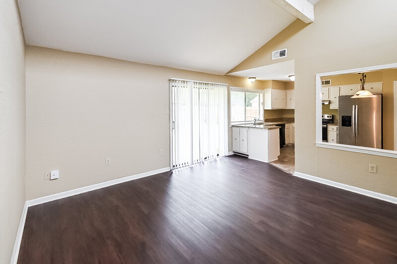 1,780/Mo, 7914 Terry Franklin Dr Bartlett, TN 38133 Dining Room View