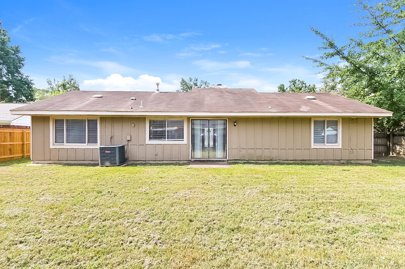 1,780/Mo, 7914 Terry Franklin Dr Bartlett, TN 38133 Rear View