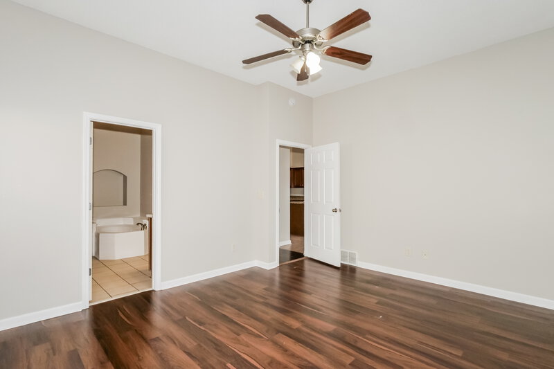 1,600/Mo, 1547 Wynne Grove Dr Cordova, TN 38016 Main Bedroom View 2