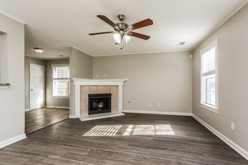 1,575/Mo, 7182 Charlton Way Cordova, TN 38018 Living Room View