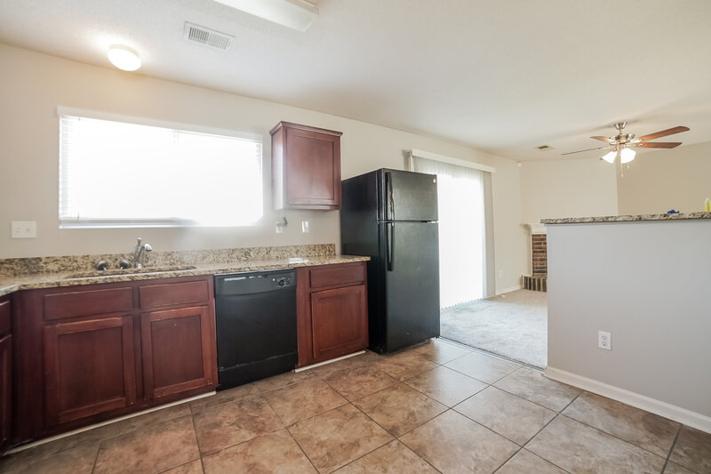 1,980/Mo, 10038 Chariden Dr Cordova, TN 38016 Kitchen View 2