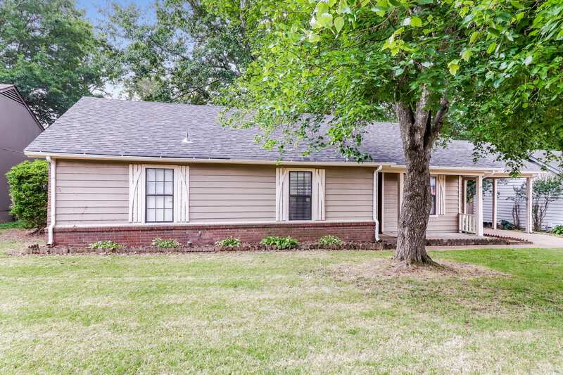 1,690/Mo, 5711 Redford Ave Memphis, TN 38135 Front View