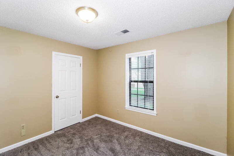 1,690/Mo, 5711 Redford Ave Memphis, TN 38135 Bedroom View 2