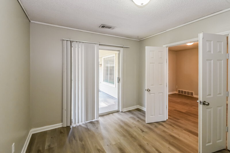1,720/Mo, 4864 Barkshire Dr Memphis, TN 38141 Office View