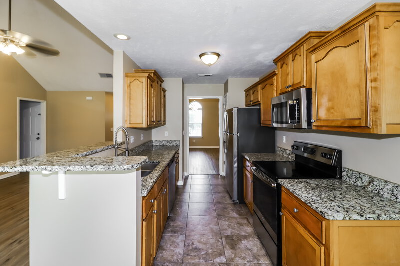 1,890/Mo, 1402 Leery Cove Cordova, TN 38016 Kitchen View