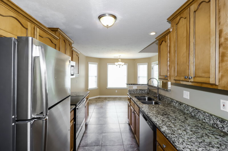 1,890/Mo, 1402 Leery Cove Cordova, TN 38016 Kitchen View 2