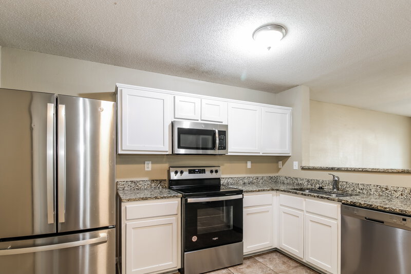 1,655/Mo, 10217 Cottage Farms Dr Cordova, TN 38016 Kitchen View