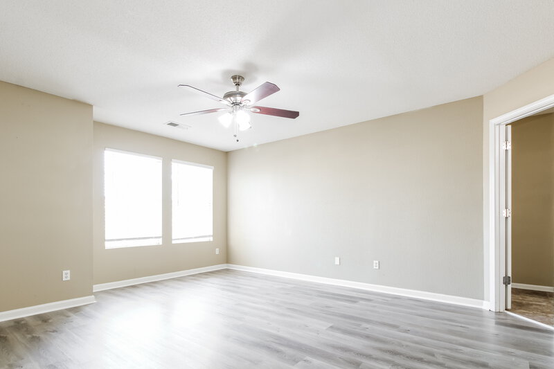 1,655/Mo, 10217 Cottage Farms Dr Cordova, TN 38016 Main Bedroom View