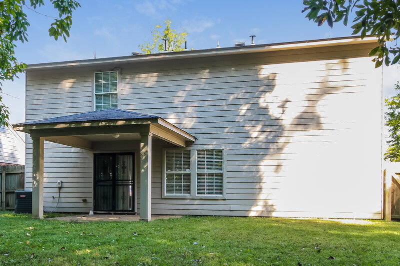 1,655/Mo, 10217 Cottage Farms Dr Cordova, TN 38016 Rear View