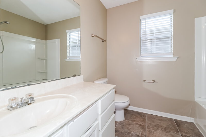 1,535/Mo, 1033 Cordova Ridge Pl Cordova, TN 38018 Bathroom View