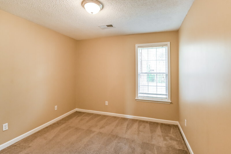 1,865/Mo, 10055 Bloomsbury Ave Cordova, TN 38016 Main Bedroom View 3