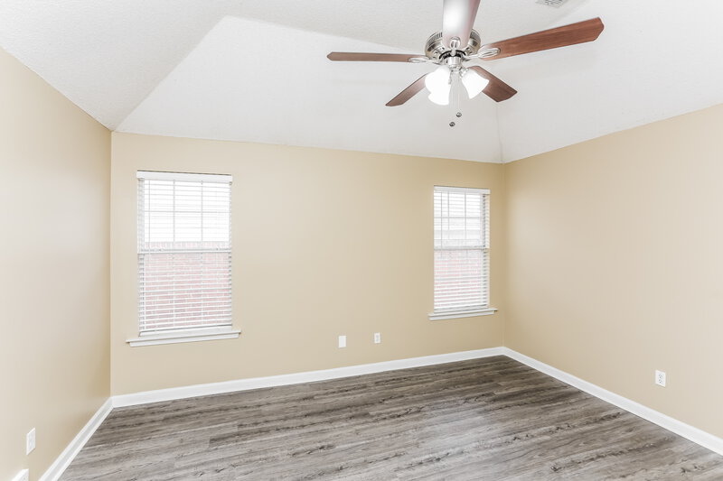 1,695/Mo, 2802 Maggie Woods Pl Arlington, TN 38002 Main Bedroom View