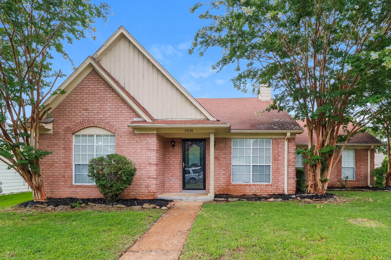 1,670/Mo, 7054 Brady Hill Dr Cordova, TN 38018 External View