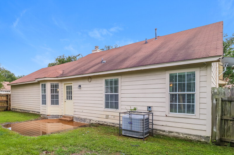1,670/Mo, 7054 Brady Hill Dr Cordova, TN 38018 Rear View
