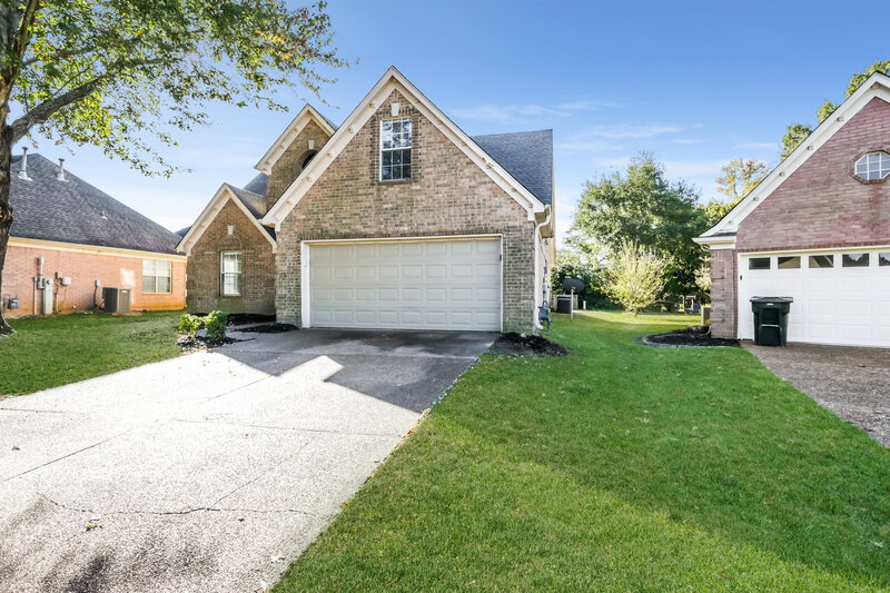 1,980/Mo, 6281 Lake View Cove Bartlett, TN 38135 Front View 3