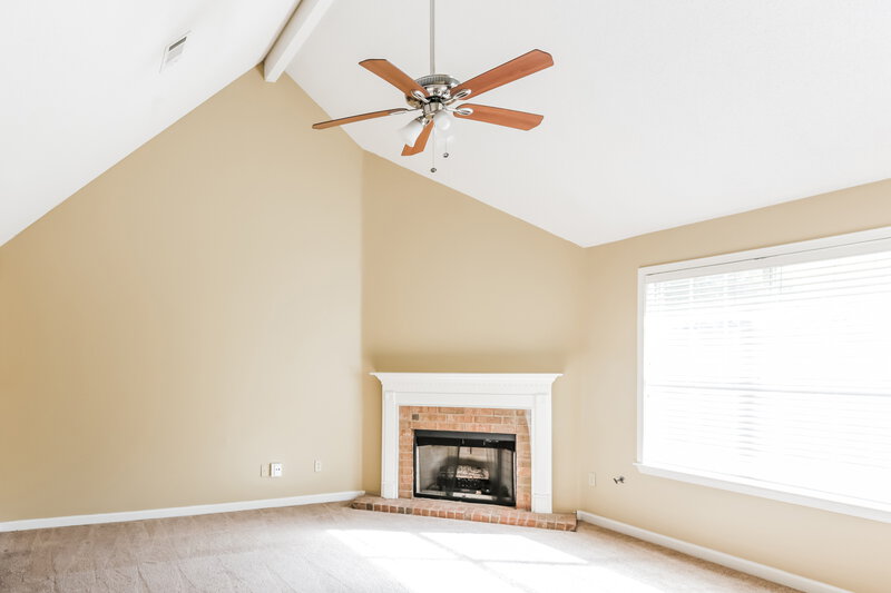 1,980/Mo, 6281 Lake View Cove Bartlett, TN 38135 Living Room View