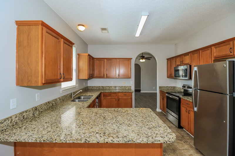 2,540/Mo, 9259 Windy Meadow Ln Cordova, TN 38016 Kitchen View