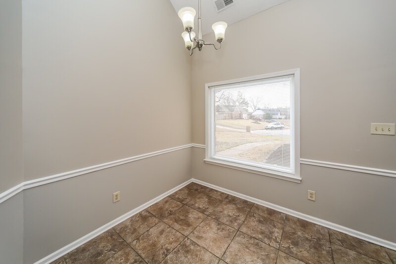 2,760/Mo, 760 Overcup Oaks Cove Cordova, TN 38018 Breakfast Nook View