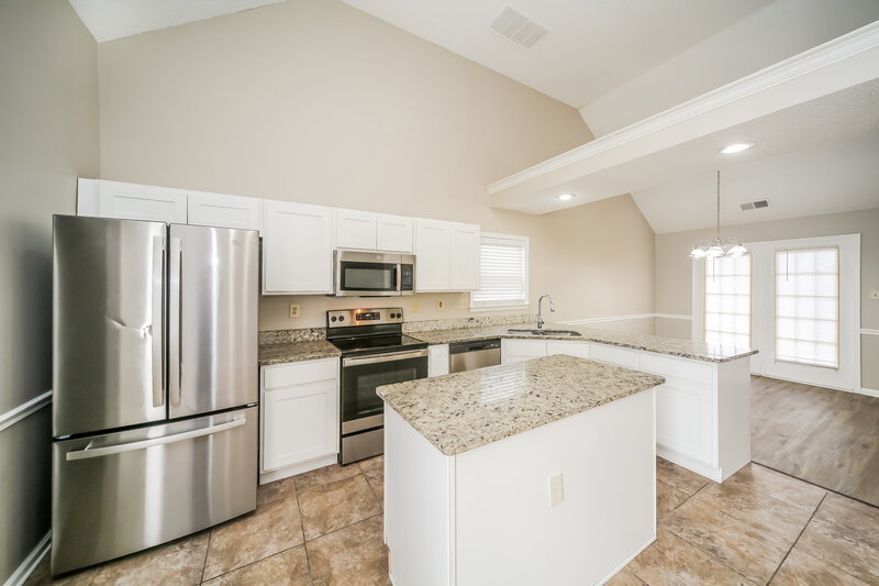 2,760/Mo, 760 Overcup Oaks Cove Cordova, TN 38018 Kitchen View