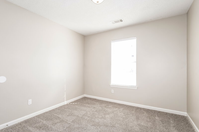 1,505/Mo, 5596 Walden Valley Cv Memphis, TN 38135 Bedroom View 3