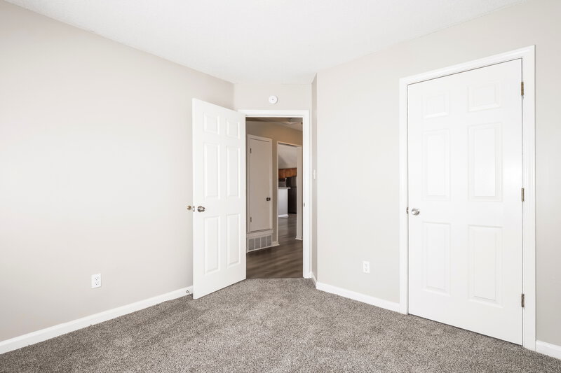 1,505/Mo, 5596 Walden Valley Cv Memphis, TN 38135 Bedroom View 4