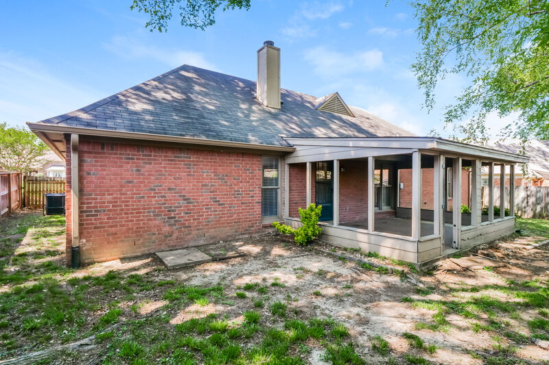 2,020/Mo, 4264 W Thunderstone Circle Memphis, TN 38125 Rear View 2