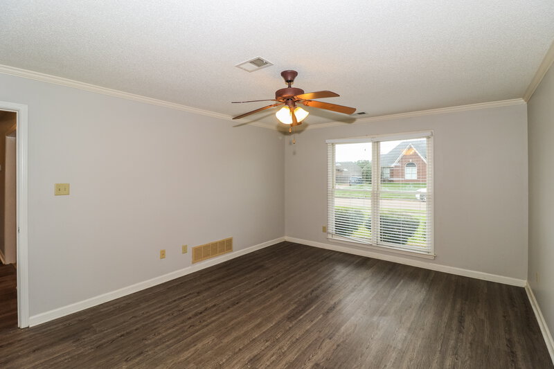 2,710/Mo, 5053 Winberry St Arlington, TN 38002 Main Bedroom View 2