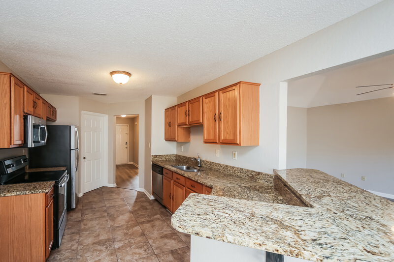 1,785/Mo, 6954 Naples Dr Cordova, TN 38018 Kitchen View 2