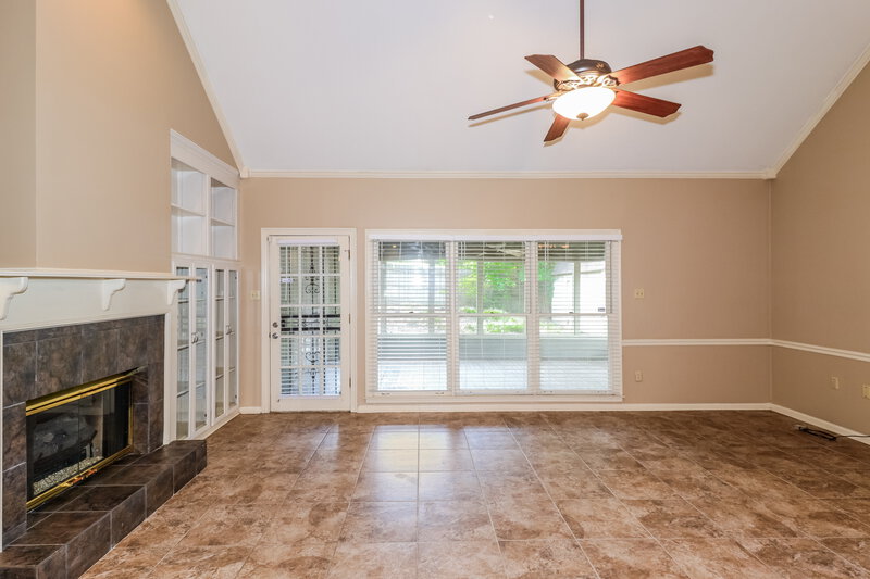 2,310/Mo, 2279 Hickory Path Dr Cordova, TN 38016 Living Room View