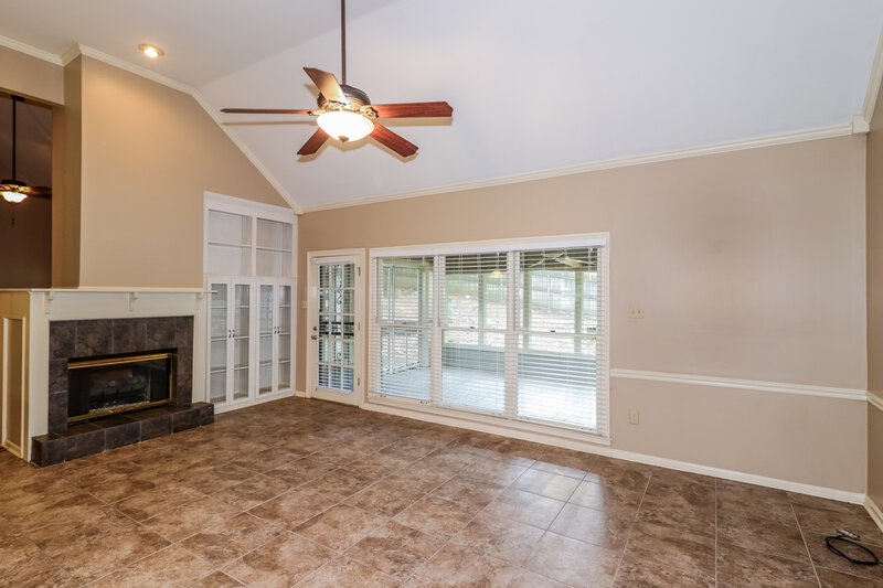 2,310/Mo, 2279 Hickory Path Dr Cordova, TN 38016 Living Room View 2