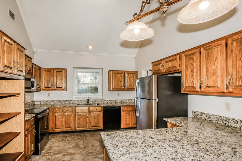 2,410/Mo, 2279 Hickory Path Dr Cordova, TN 38016 Kitchen View