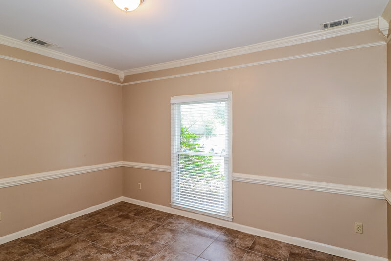 2,310/Mo, 2279 Hickory Path Dr Cordova, TN 38016 Sitting Room View