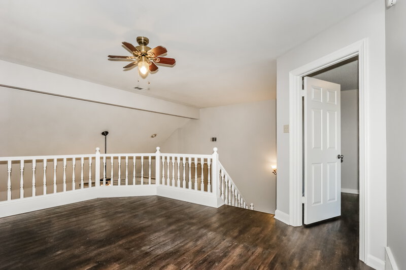 2,410/Mo, 2279 Hickory Path Dr Cordova, TN 38016 Loft View