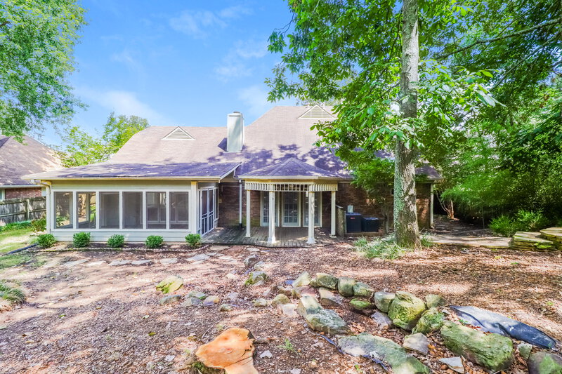 2,310/Mo, 2279 Hickory Path Dr Cordova, TN 38016 Rear View