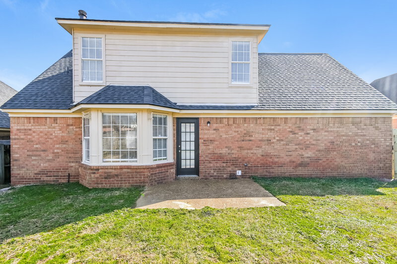 1,965/Mo, 971 Lorena Cove Cordova, TN 38018 Rear View