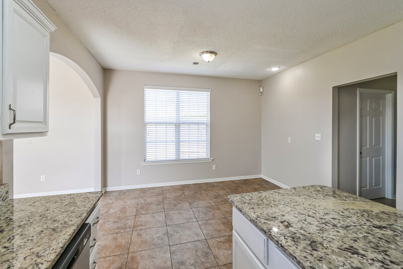 3,115/Mo, 4815 Half Moon Cove Memphis, TN 38125 Breakfast Nook View