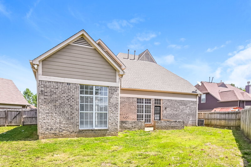 3,115/Mo, 4815 Half Moon Cove Memphis, TN 38125 Rear View