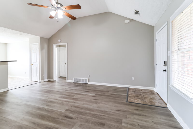 1,765/Mo, 1188 Lemasa Dr Cordova, TN 38018 Living Room View