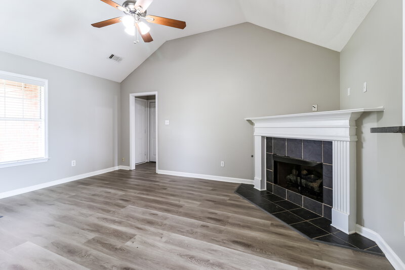 1,765/Mo, 1188 Lemasa Dr Cordova, TN 38018 Living Room View 2