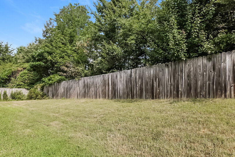 2,305/Mo, 10156 Lynham Dr Cordova, TN 38016 Rear View 2