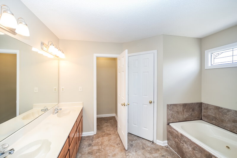 1,875/Mo, 5495 Philgrove Cove Memphis, TN 38125 Misc View 10