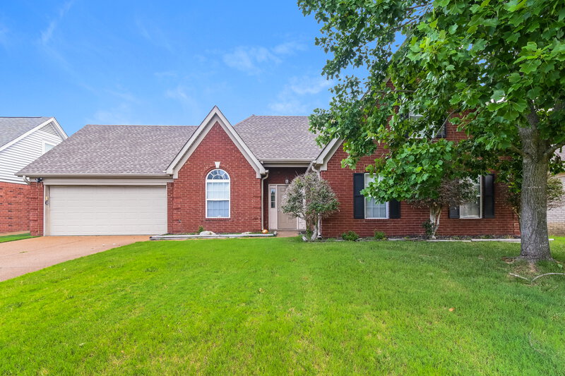 2,350/Mo, 8160 Blue Lagoon Dr Bartlett, TN 38002 External View