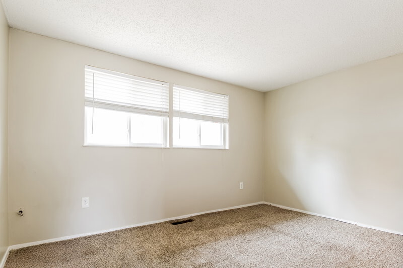 1,410/Mo, 4440 Indian Trail Dr Memphis, TN 38141 Bedroom View