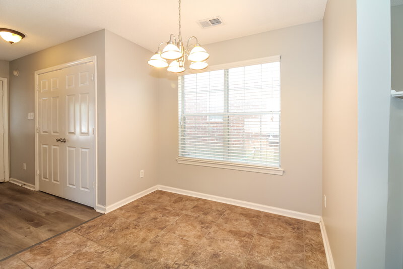 1,750/Mo, 7166 Charlton Way Cordova, TN 38018 Dining Room View